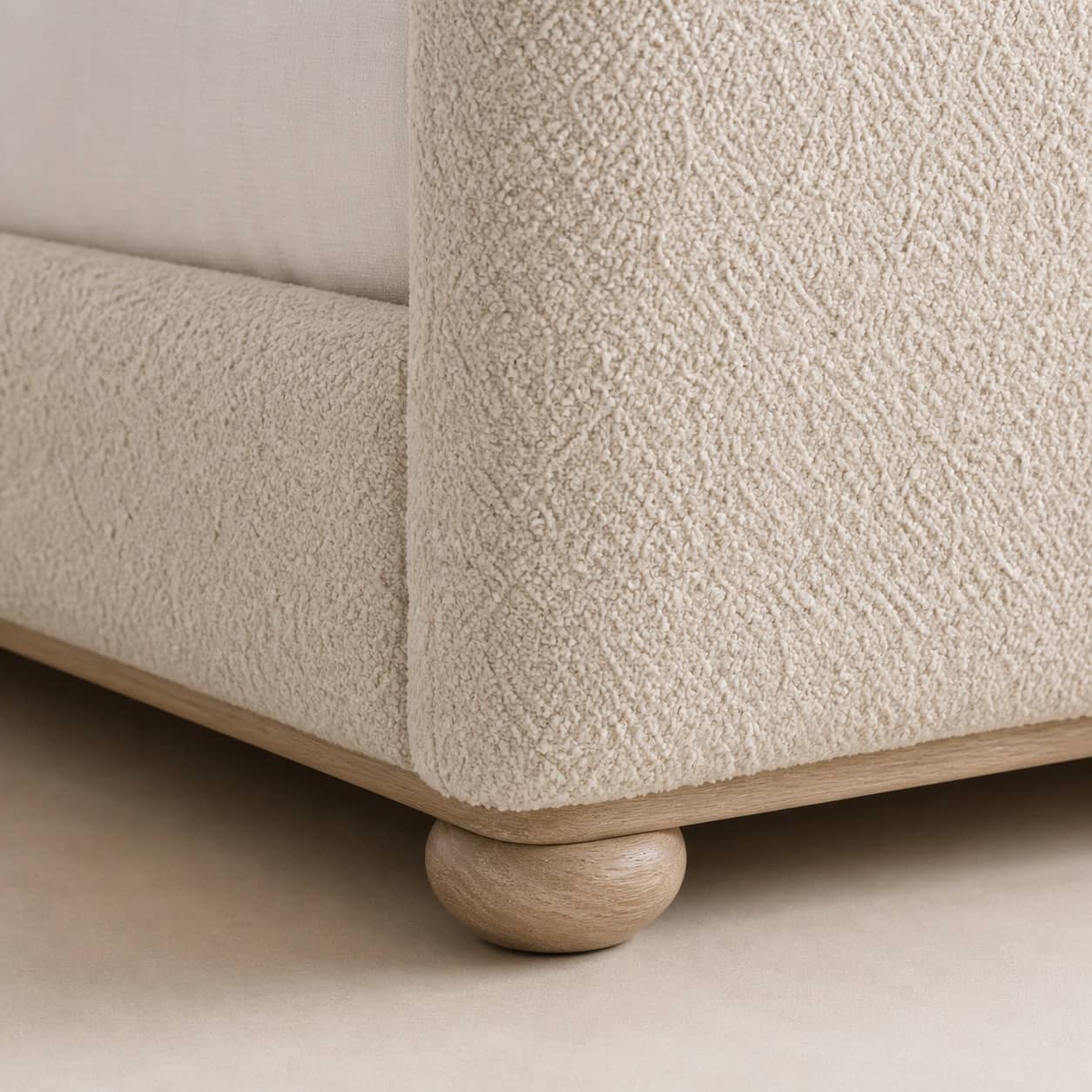 Cloud Curve Boucle Bed - 4