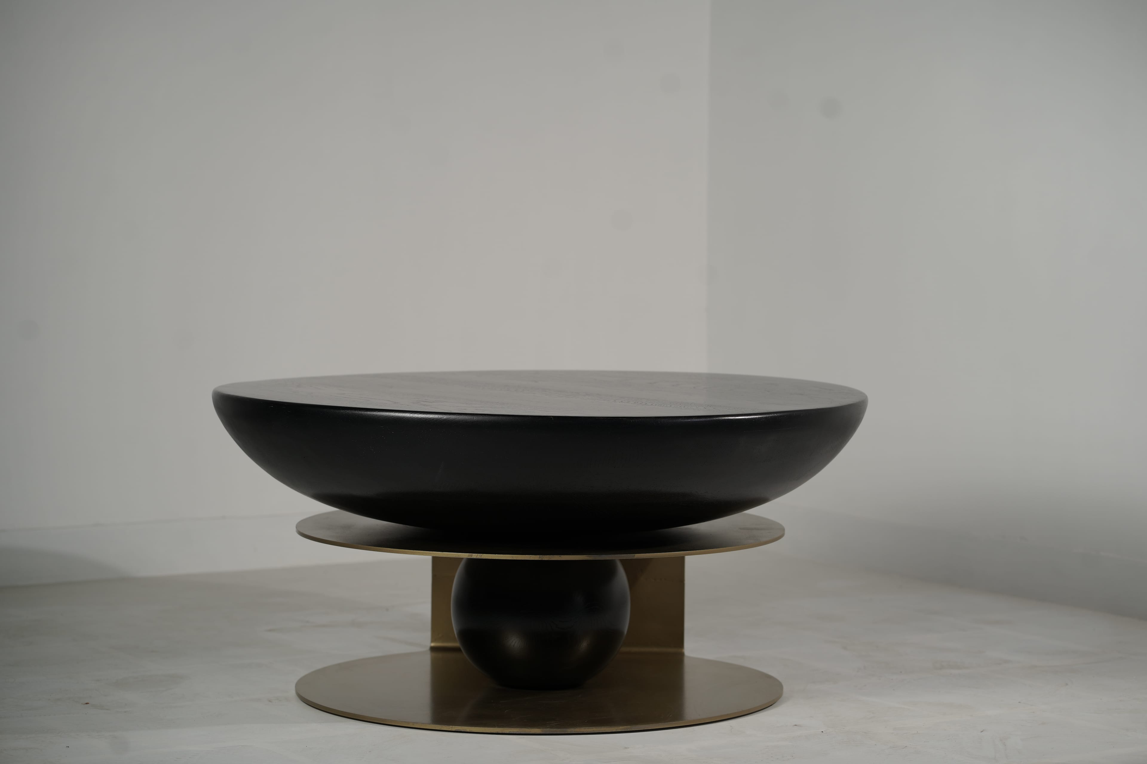 Noir & Cream — A Contemporary Collection (palette-led, premium) detail 2